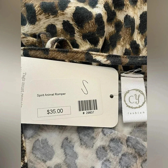 CY FASHION CRISSCROSS SPIRIT ANIMAL ROMPER SMALL NWT - Picture 7 of 8